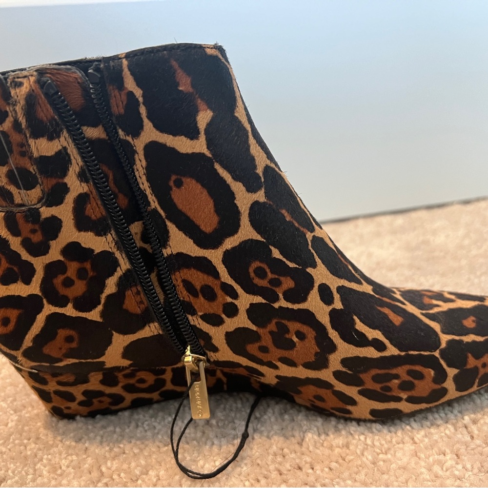 Calvin Klein booties, never worn size 7